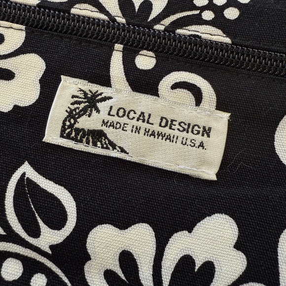 Local Design Reversible Tote Bag - Picture 4 of 4